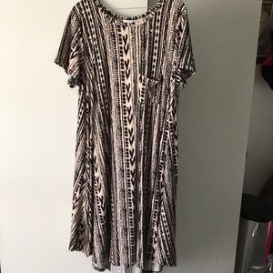 NWOT lularoe Carly dress